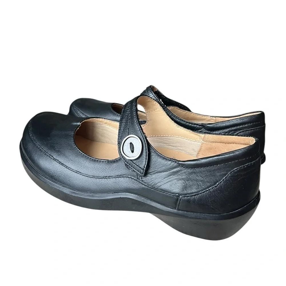 Zeira Super Support Mary Jane Gloria size 38XW (US 7.5)